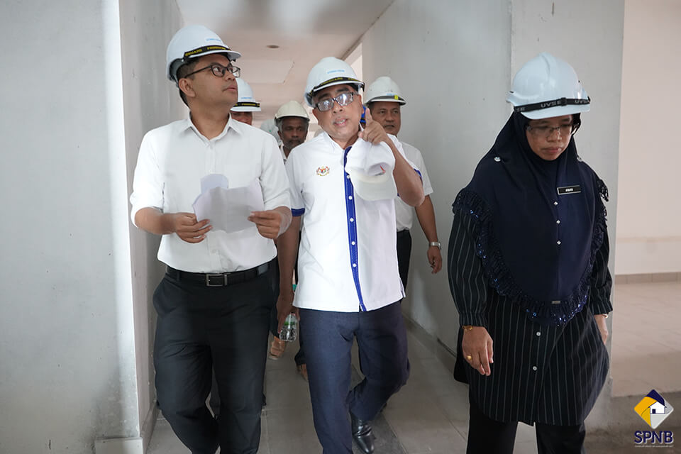 Image YB Haji Akmal Nasrullah's visit to Aspire Residence