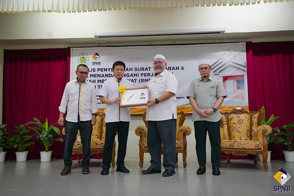 Image Majlis Penyerahan Surat Tawaran RMR Terengganu